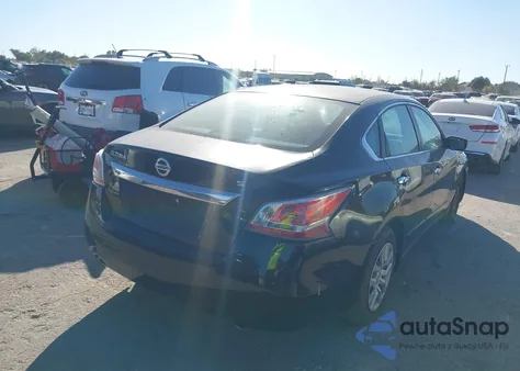 2015 Nissan Altima 2.5 S из США, поврежденный, VIN 1N4AL3AP1FC567145